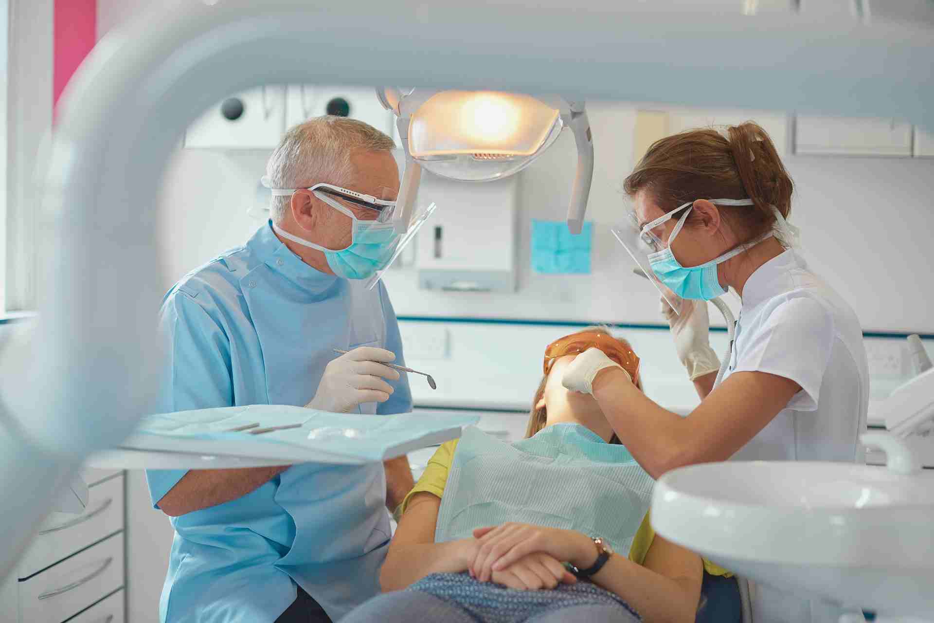 Dentist in De Witt, AR